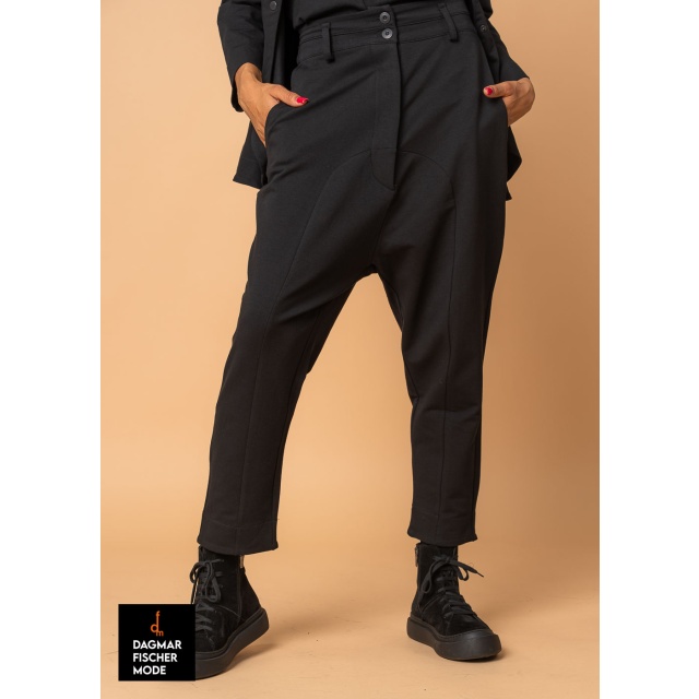 Baumwollhose von KHEI in black