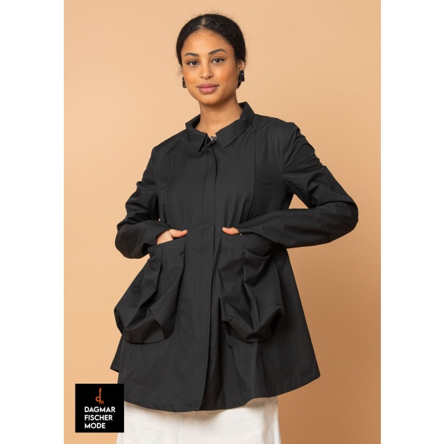 Regenfeste Jacke von RUNDHOLZ in black