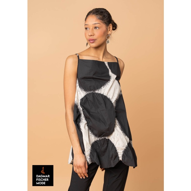 Top with dots by RUNDHOLZ in black print & electric print