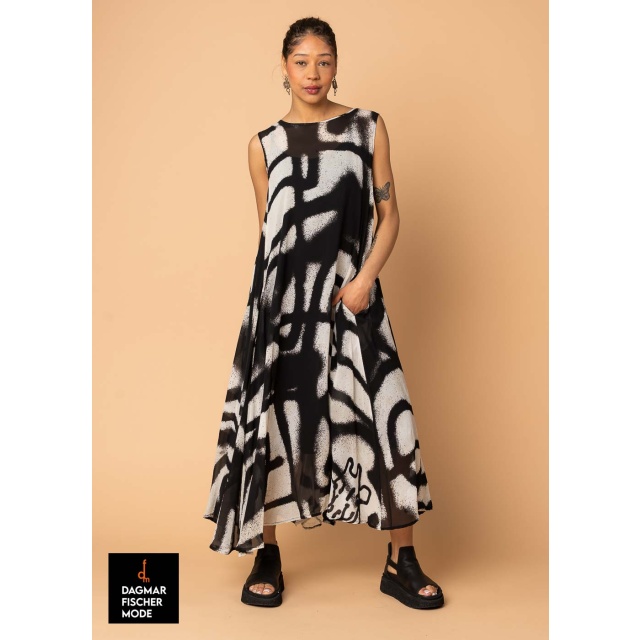 Viscose dress by RUNDHOLZ in black print