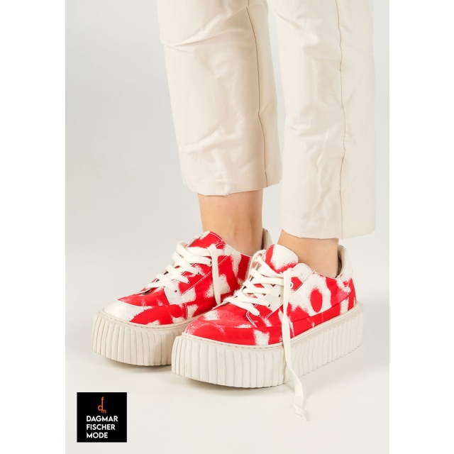 Summer sneakers by RUNDHOLZ in various graffiti prints. Graffiti prints