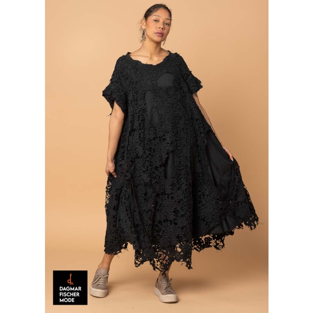 Oversized lace dress with a destroyed look by RUNDHOLZ DIP in black gloss