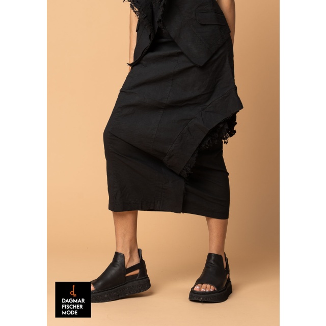 Banana skirt by RUNDHOLZ DIP in black gloss