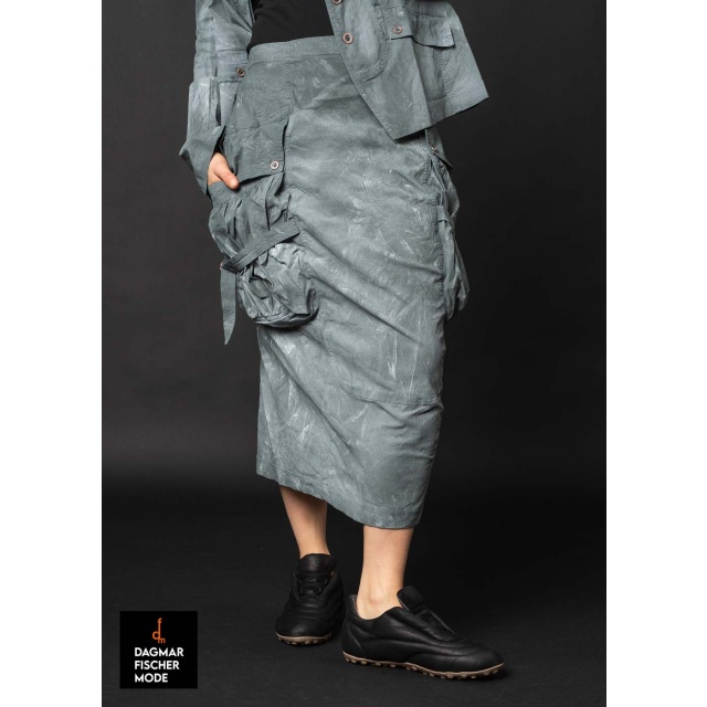 Highly elastic narrow skirt by RUNDHOLZ DIP in seaweed fog
