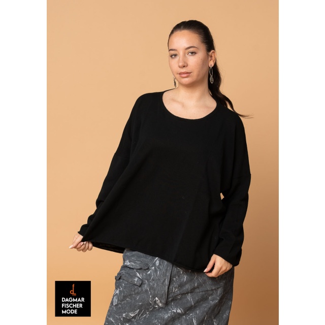 Längerer Sommerstrickpulli von RUNDHOLZ DIP in black gloss