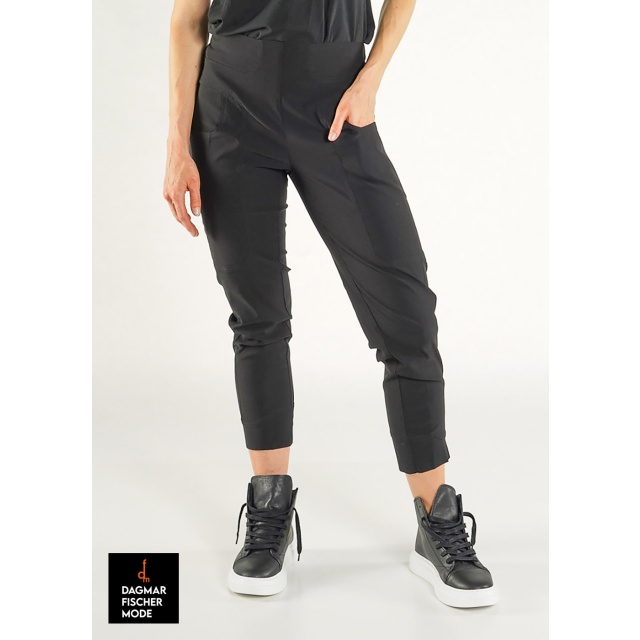Schmale 3/4 Hose von RUNDHOLZ BLACK LABEL in black & tree