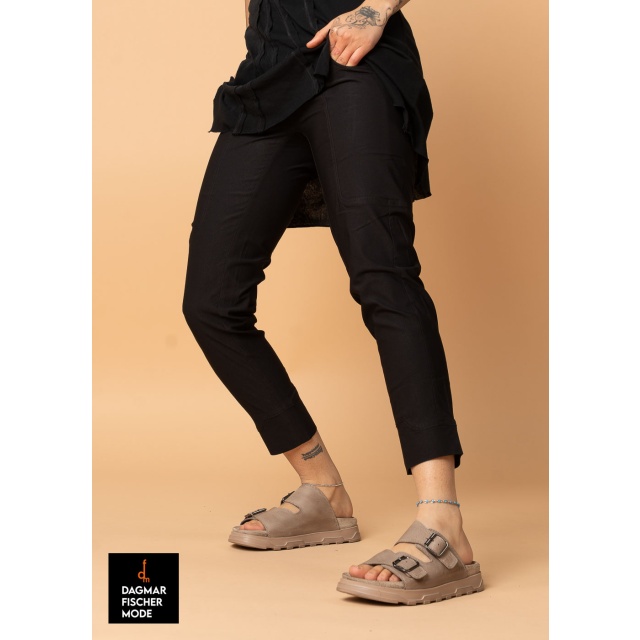Pantalon 3/4 étroit de RUNDHOLZ BLACK LABEL en black & tree