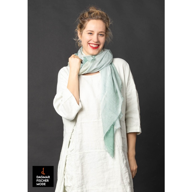 Handgefärbter, leichter Sommerschal von RUNDHOLZ BLACK LABEL in fantasy