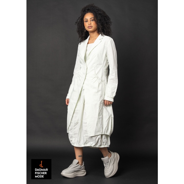 Elastischer Mantel von RUNDHOLZ BLACK LABEL in black, tree & salina