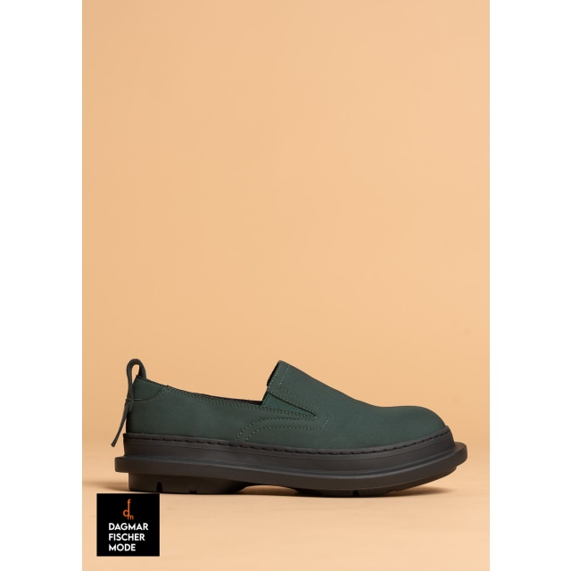 Sommerschuhe von RUNDHOLZ BLACK LABEL in black, tree & offwhite