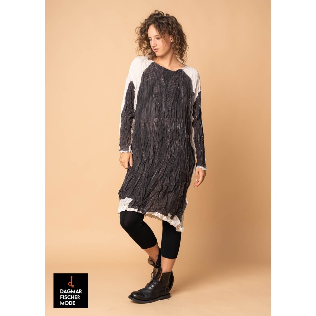 Oversized long-sleeved tunic by RUNDHOLZ in bone panel print