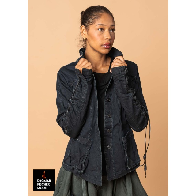Modische Jeansjacke von RUNDHOLZ DIP in crab dark & pine dark
