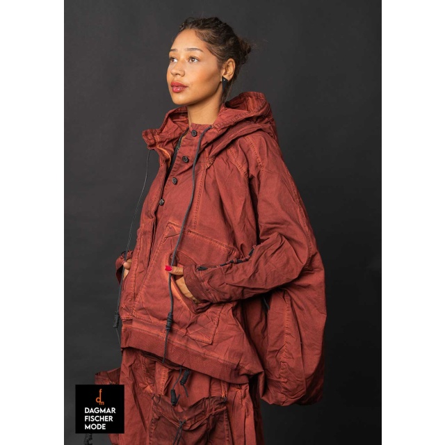 Casual one-size jacket by RUNDHOLZ DIP in crab cloud & sand cloud