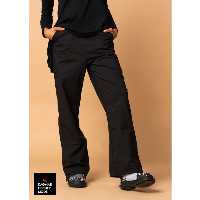 Hose mit überlangen Hosenbeinen von RUNDHOLZ BLACK LABEL in black