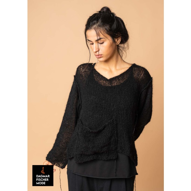 Handgestrickter Wollpulli von KEDZIOREK in black