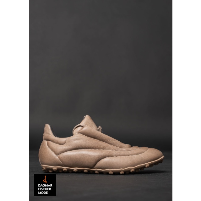 Sneaker mit flacher Sohle von LOFINA in Gasoline malto / moon