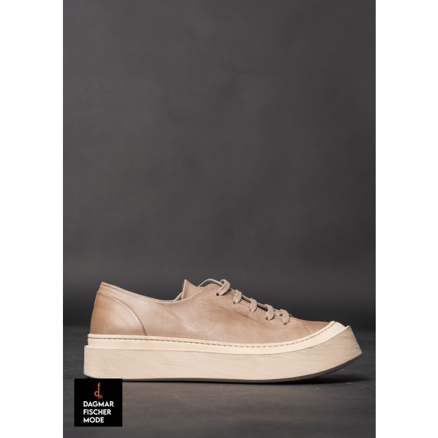 Halbschuhe von LOFINA in Gasoline malto / panna 