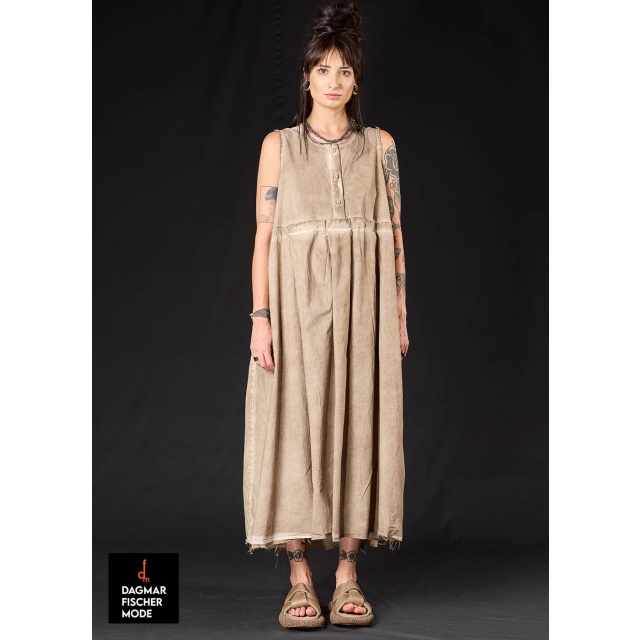 Airy BRUNHEE dress by studiob3 in sand old dye