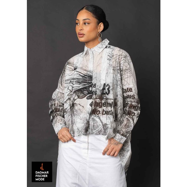Bluse ARTA von studiob3 in black all-over print & white all-over print