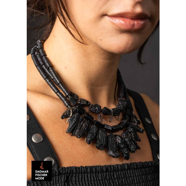 Extravaganter Chocker von Mya Lambrecht