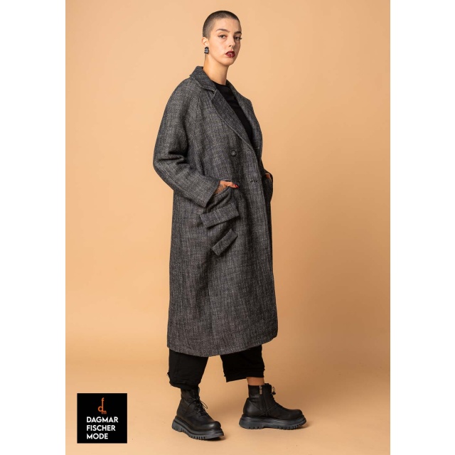 Mantel CAPE von studiob3 in black & salt&pepper