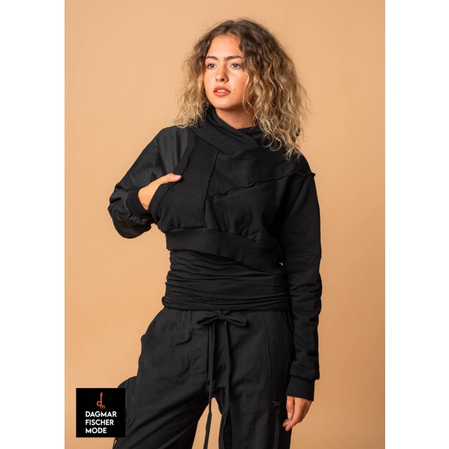 Kurzer Hoodie SUS von studiob3 in black