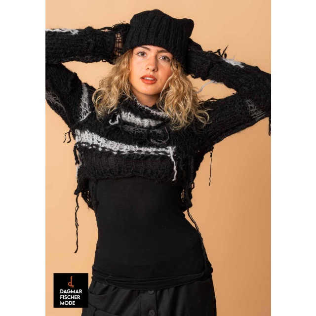 Beanie FIFF by studiob3 in black, pearl & smoke burgundy