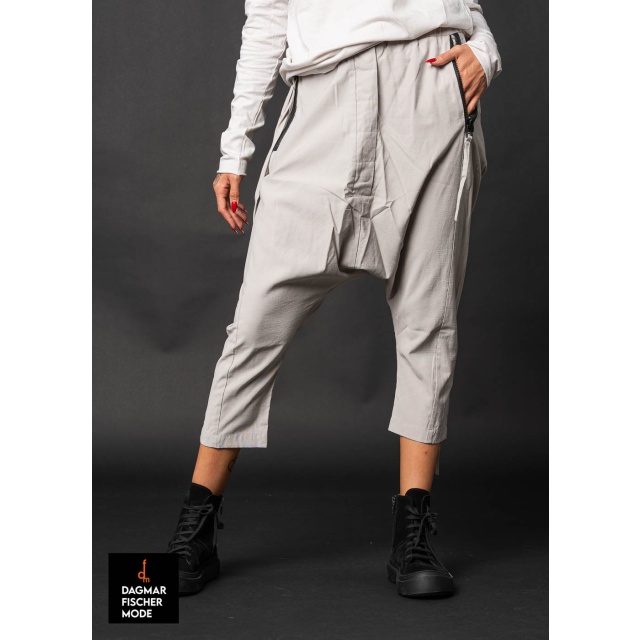 Tiefschritthose ASPUN von studiob3 in faded black & pearl