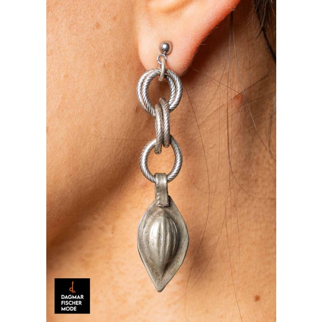 Pendientes "Tear Drop" de Mya Lambrecht