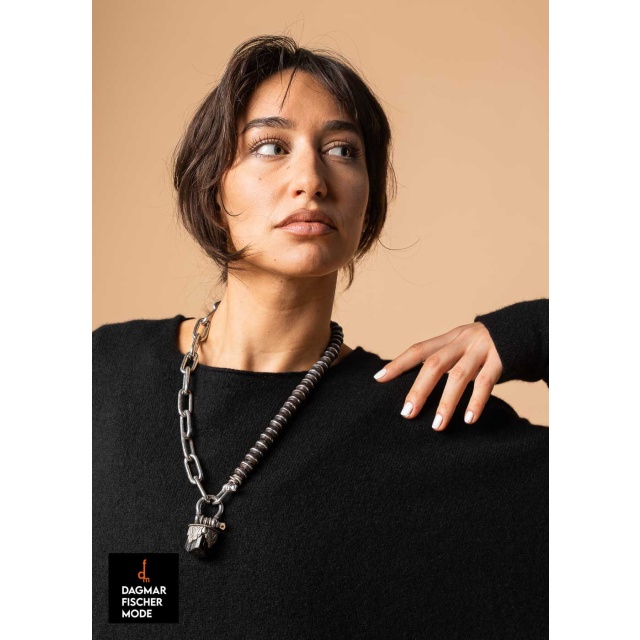 Halskette mit großem Turmalin von Mya Labrecht