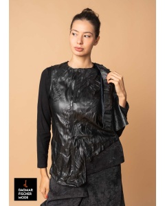 Weste aus veganem Leder von ELSEWHERE in black 