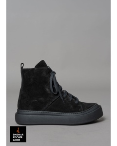 Winter sneakers by LOFINA in london nero