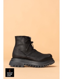 Boot with thick sole by LOFINA in Gasoline nero