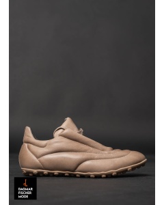 Sneakers with flat sole by LOFINA in Gasoline malto / moon