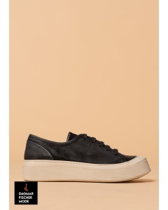 Low shoes by LOFINA in Gasoline nero / panna 