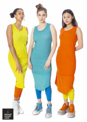 Narrow basic dress by RUNDHOLZ DIP in nine colors of the season