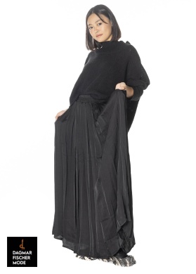 Viscose maxi skirt by sanctamuerte in black