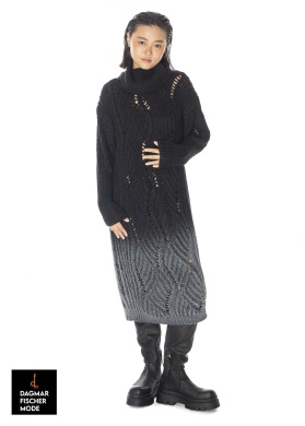 Knit dress by sanctamuerte in black & panna