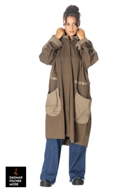 One size jacket by LURDES BERGADA in khaki & iron