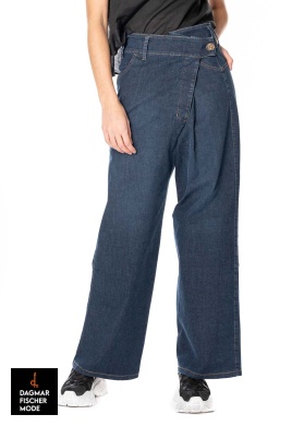 Ausgefallene Onesize Jeans von LURDES BERGADA in blue
