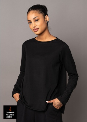 Schlichtes Shirt von KHEI in black