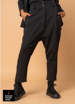 Baumwollhose von KHEI in black