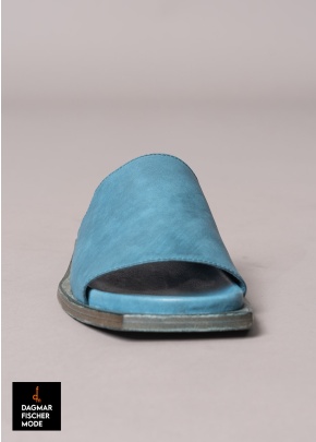 Lederschlappen von RUNDHOLZ in tulip