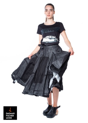 Raffinierter knielanger Rock von RUNDHOLZ in black