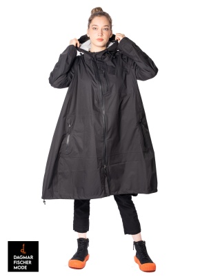 Regenmantel von RUNDHOLZ DIP in black & mandarine