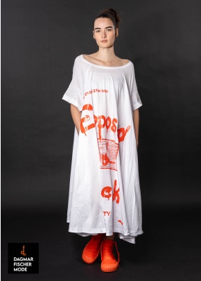 Oversize Maxikleid von RUNDHOLZ DIP in drei saisonalen Prints
