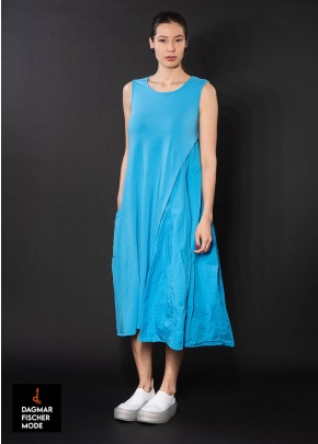 Detailreiches Kleid von RUNDHOLZ BLACK LABEL in malibu