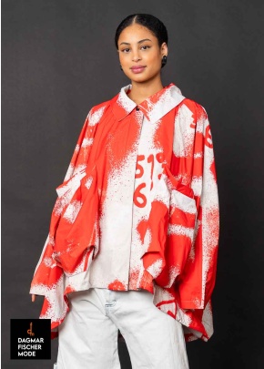 Rainproof Onesize jacket by RUNDHOLZ in prints of the season