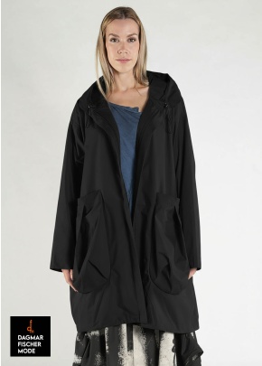 Regenfester Oversize Mantel von RUNDHOLZ in black