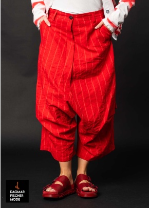 Wide linen trousers by RUNDHOLZ in seasonal colors